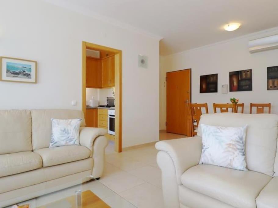 Happiness Apartment - Tennis Court & Pool & Albufeira Exteriör bild