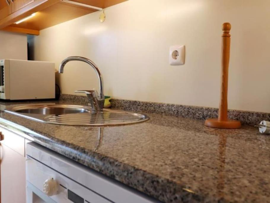 Happiness Apartment - Tennis Court & Pool & Albufeira Exteriör bild