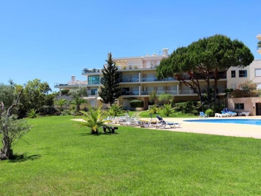 Happiness Apartment - Tennis Court & Pool & Albufeira Exteriör bild